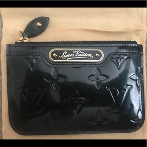 Louis Vuitton vernis key pouch